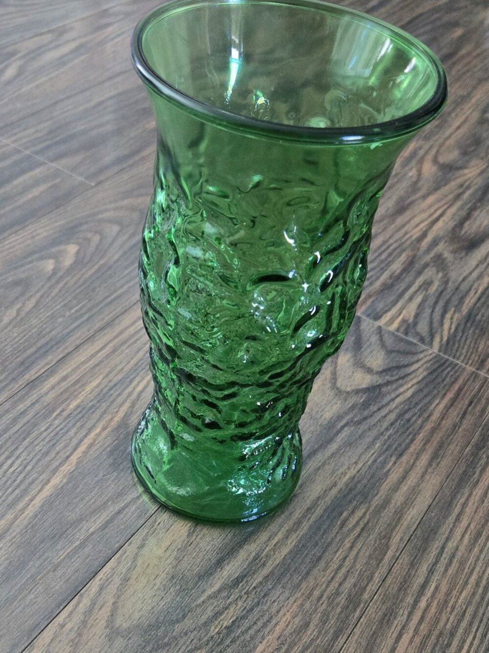 Vintage E.O. BRODY Glass Company Emerald Green "Crinkle" Glass Vase
